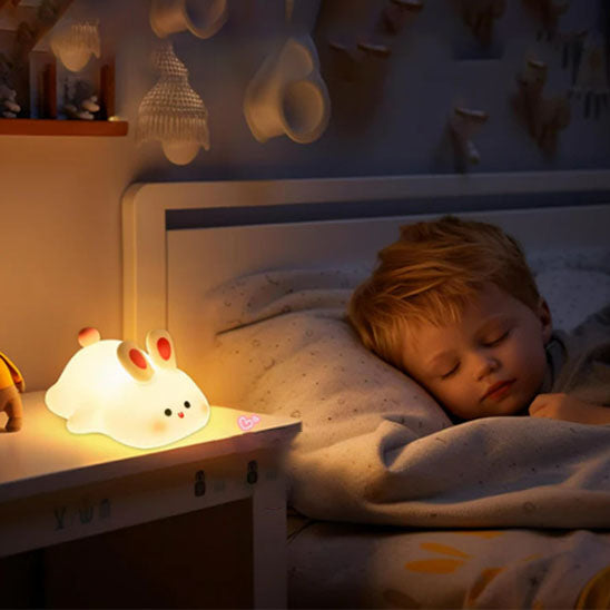 Veilleuse Lapin LED en Silicone : Mignonnerie et Fonctionnalité au Service de Votre Confort